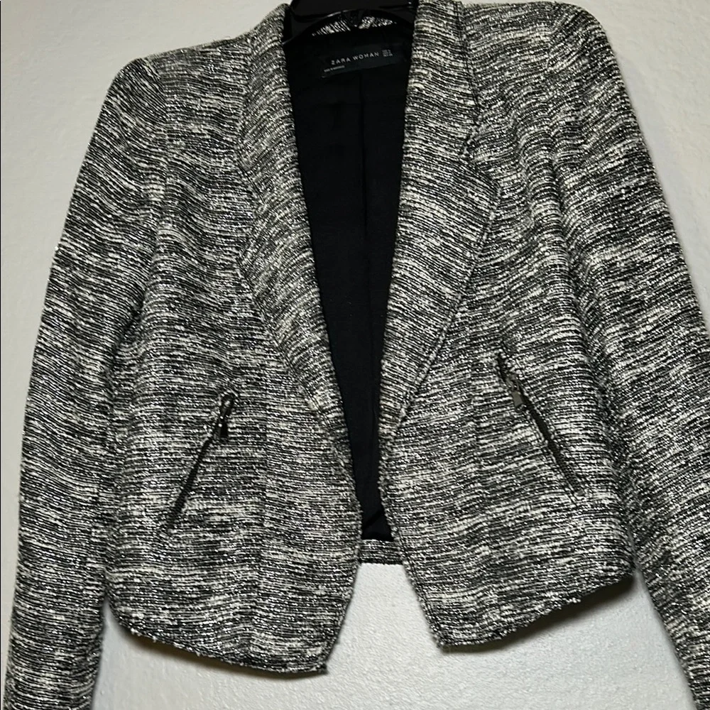 Zara Black and Gray Blazer with Textured Tweed Design - Picture 5 of 8